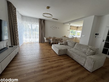 Przestronny dom w cichej okolicy blisko maista