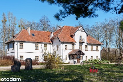 Działający obiekt Dworsko - Parkowy, Komorowo