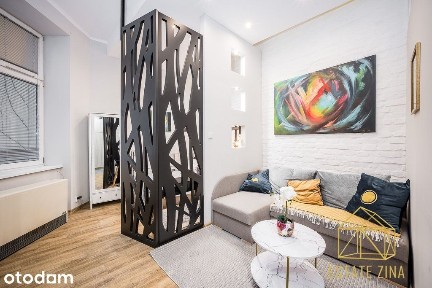 Kazimierz | 28 m² | 1 piętro | Blisko Bulwarów