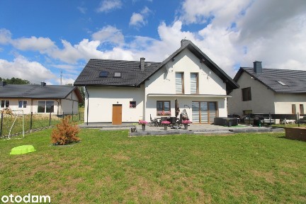 Nowoczesny dom 193,83 m² z lokalem obok Brodnicy