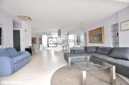 Piękny apartament w ścisłym centrum z windą
