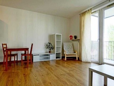 Kawalerka z balkonem i miejscem w garażu 10 minut od stacji metra Bemowo-Górczewska 224. BRAK PROWIZJI!