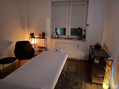 Podnajem gabinetów na godziny dni terapia coaching masaż spotkania