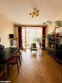 56,3m² Potencjał na 3 pokojowe I Duży balkon I Niski czynsz I Centrum