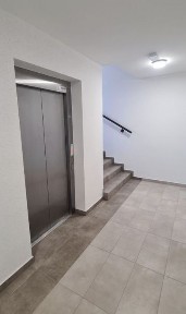 Piękna kawalalerka z tarasem i ogrodódkiem