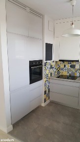 | PREMIUM | 4 pokoje | 77 m² | 2 balkony | parking | winda