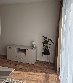 Mieszkanie na wynajem z miejscem w hali garażowej i kom. lokatorską.