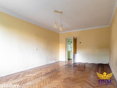 2-pokojowe mieszkanie z dużą kuchnią i spiżarką Będzin ul Sączewskiego