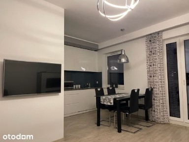 Beniowskiego Futura -apartament 47m z loggią/ogrodem zimowy OBC Oliwa