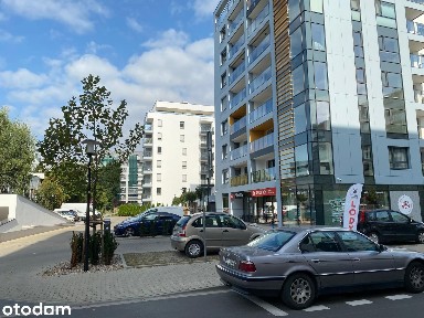 Lokal usługowy 76 m² przy głównym ciągu pieszym na osiedlu Marcelin