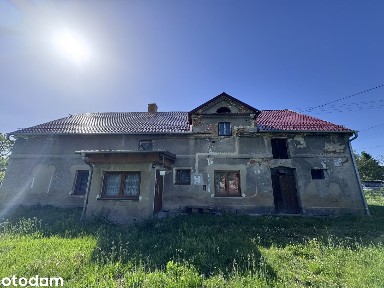 Wolnostojący dom z dużym potencjałem i działką 640 m² w wsi
