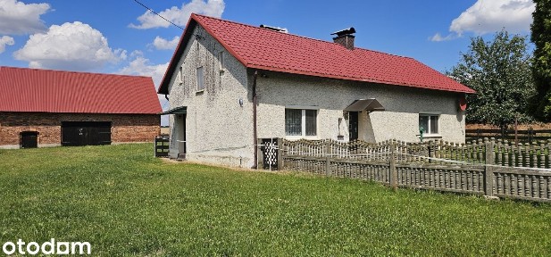 Uroczy, parterowy dom w pięknej wiejskiej scenerii!
