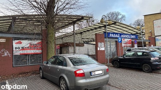 Boksy magazynowe przy Al. 23 Stycznia 40