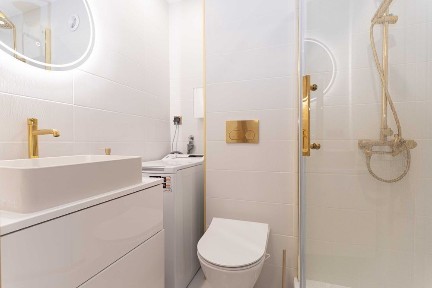 Do wynajęcia mieszkanie po generalnym remoncie blisko UWM (2 pokoje, balkon)