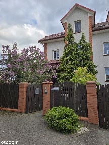 Sprzedam duży dom w znakomitej lokalizacji w ścisłym centrum Suwałk.