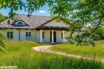 Dworek pod Warszawą z hektarowym ogrodem i stawem