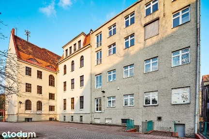 Piękna historyczna kamienica w centrum