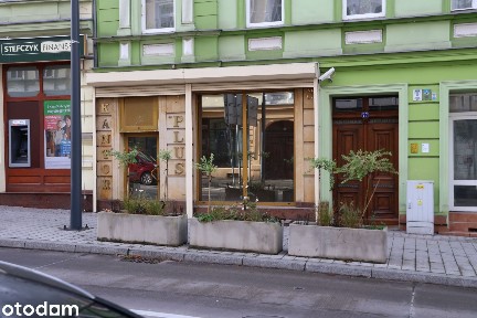 NA SPRZEDAŻ LOKAL USŁUGOWY W CENTRUM MIASTA 40m2.