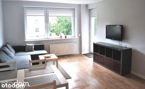 Redłowo 2 pokojowe słoneczne mieszkanie z balkonem