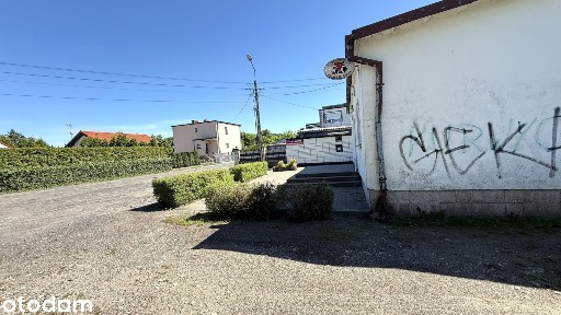 Pawilon handlowy parterowy z paczkomatem