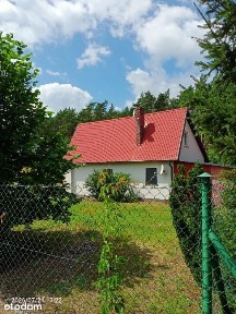Dom murowany letniskowy na skraju lasu, blisko jeziora