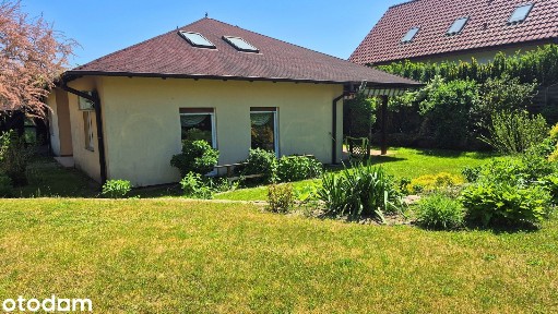 Dom jednorodzinny nad jeziorem Niesłysz