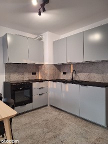 Komfortowe, z ogródkiem i miejscem w garażu podziemnym