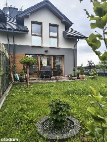 Dom bliźniak,blisko morza