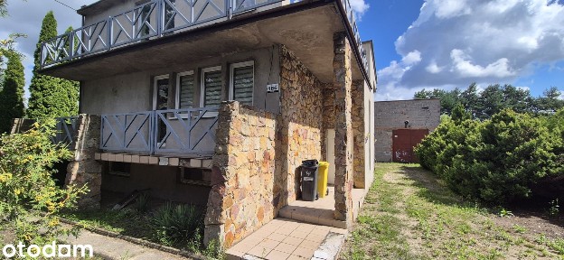 Dom 220m2 oraz mieszkanie 50m2 z warsztatem, garażami i kanałem
