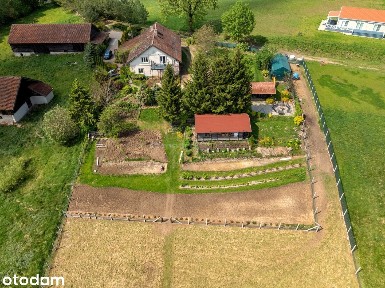 Przestronny dom z linią brzegową jeziora Blanki
