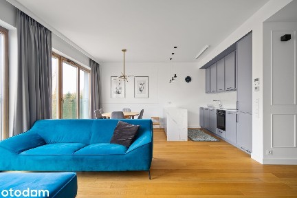 Przestronny, klimatyzowany apartament z garażem na Muranowie