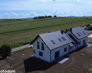 REZERWACJA -Dom w zabudowie bliźniaczej, MILIKOWICE