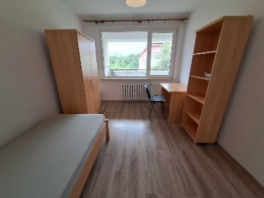 mieszkanie 3 pokojowe dla 3-4 osób - 10min od uczelni SUM !