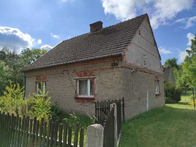 Dom jednorodzinny z ogromną działką (około 20 arów) - cisza, przestrzeń i bliskość natury!