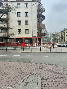 Narożny lokal przy Szpitalu Wolskim