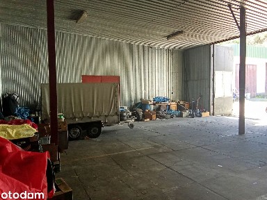 MAGAZYNY I HALE Z BIURAMI 842 m2, teren utwardzony, bramy poziom 0