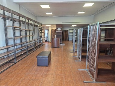 Wynajmę lokal użytkowy 111 m2