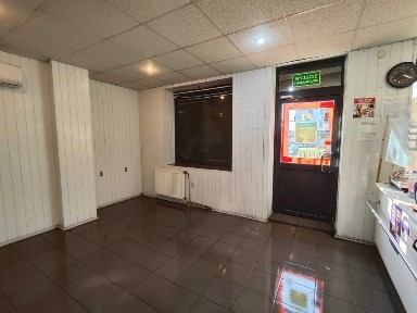 Sprzedam lokal usługowy z możliwością adaptacji na mieszkanie