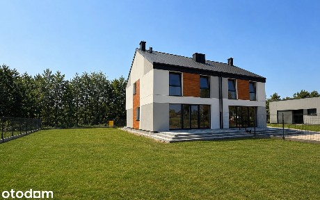 Bliźniak 139 m², garaż, duża działka 724 m², 4 min. PKP