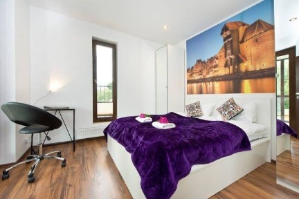 Gdansk Siedlce/Przestronne mieszkanie 100m² z ogrodem | Spacious 100m² Apartment with Garden