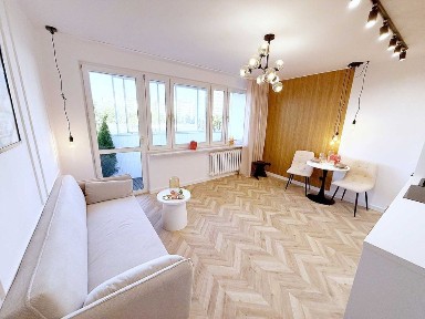 LUX 3 pokoje, Loggia, GENERALNY REMONT