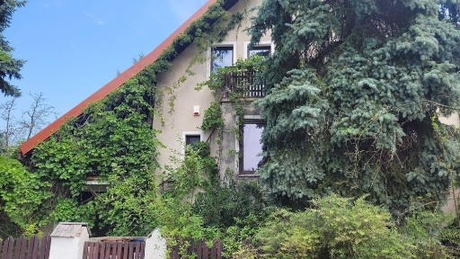 Dom z ogrodem i wyjątkowym klimatem w doskonałej lokalizacji w LUBINIE - USTRONIE V