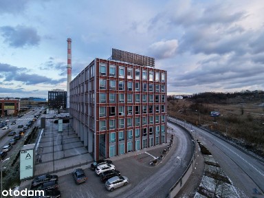 Lokal biurowy z parkingiem - Puszkarska 7F