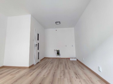 Lokal Użytkowy Biuro Gabinet Kancelaria Salon kosmetyczny Przy Głównej ulicy wejście z chodnika po remoncie gotowy