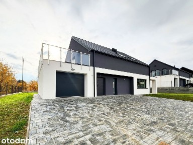 Nowoczesny Dom w Woli Zgłobieńskiej - 157 m²