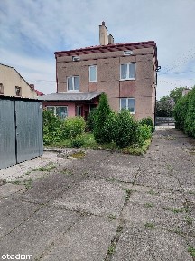 Wolnostojący dom z piwnicą i dużą działką