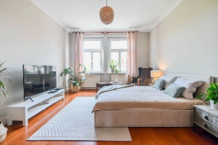 Urokliwa kawalerka w zadbanej kamienicy - 40,20 m2