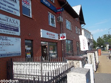 Dom w centrum z lokalem użytkowym na parterze