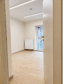 Piękne, nowo wyremontowane biura na Zwycięstwa w Koszalinie ! 2 gabinety, razem lub osobno; spokojny budynek, miejsce parkingowe