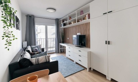 Nowoczesny i funkcjonalny apartament dla singla niedaleko metra [ap nr 2]